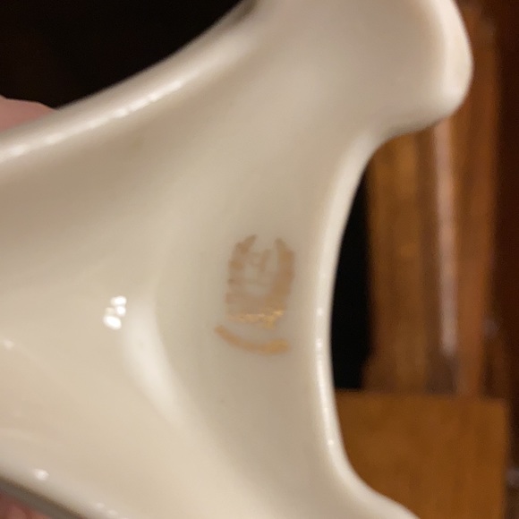 3 piece lot of vintage Lenox vases all made in the USA! All very good condition! - Picture 5 of 7